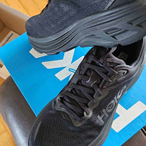 호카 본디 8 블랙 - 와이드 1127953-BBLC photo review