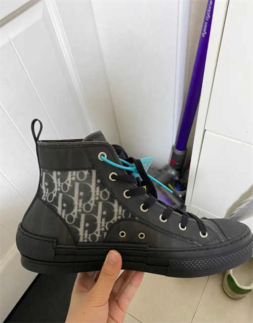 디올 B23 하이 디올 오블리크 캔버스 화이트 3SH118YNT_H060 photo review