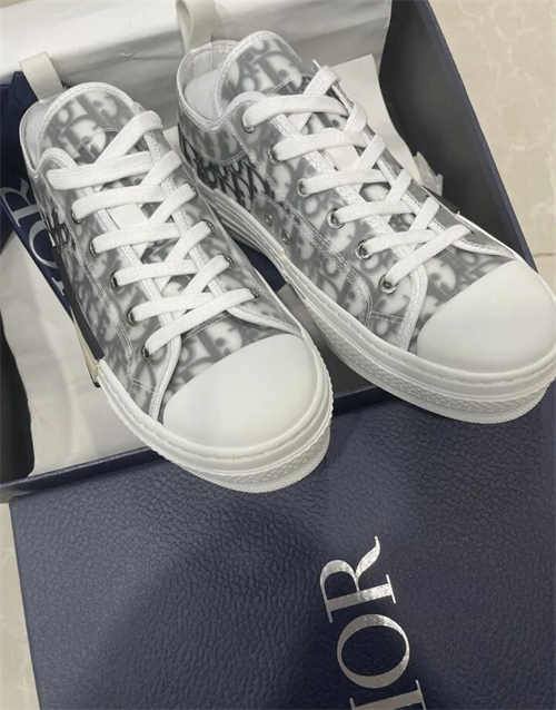 디올 B23 로우 오블리크 캔버스 화이트 & 블랙 3SN249YJP_H069 photo review