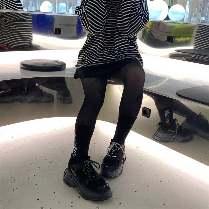 발렌시아가 트리플 S 트레이너 트리플 블랙 534162W09O11000 photo review