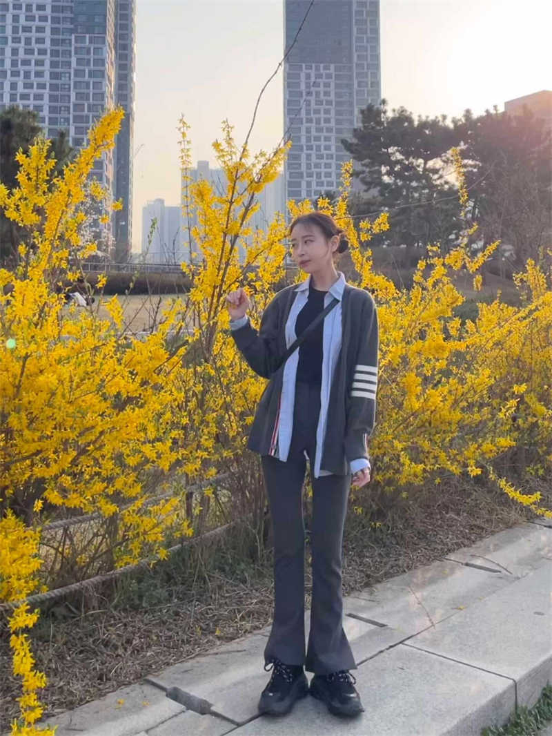 발렌시아가 트리플 S 트레이너 트리플 블랙 534162W09O11000 photo review