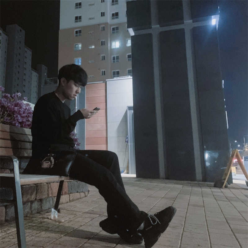 발렌시아가 트리플 S 스니커즈 블랙 2020 534217W09O11000 photo review