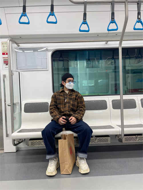 발렌시아가 트리플 S 클리어 솔 화이트 2019 541624W09E19000 photo review