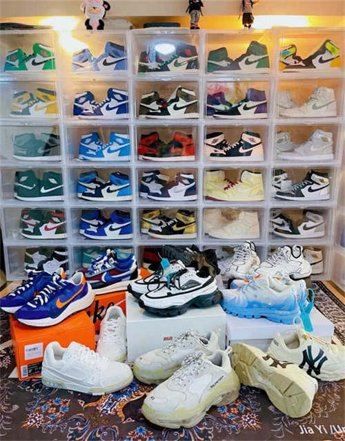 발렌시아가 트리플 S 클리어 솔 화이트 2019 541624W09E19000 photo review