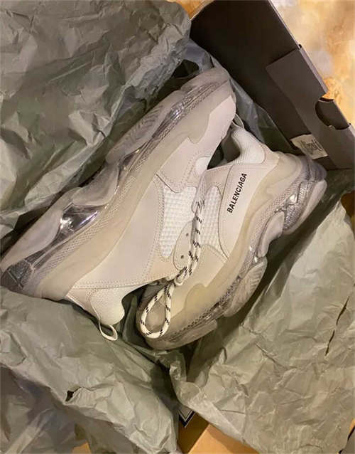 발렌시아가 트리플 S 클리어 솔 화이트 2019 541624W09E19000 photo review