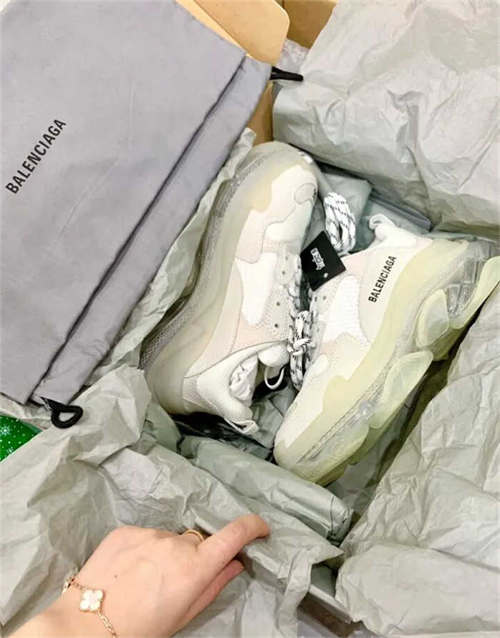 발렌시아가 트리플 S 클리어 솔 화이트 2019 541624W09E19000 photo review