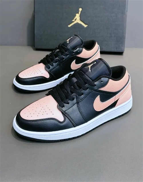 조던 1 로우 크림슨 틴트 553558-034 photo review