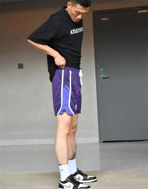 조던 1 로우 블랙 파티클 그레이 553558-040 photo review