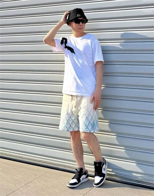 조던 1 로우 블랙 파티클 그레이 553558-040 photo review