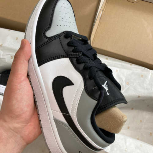 조던 1 로우 라이트 스모크 그레이 블랙 553558-052 photo review