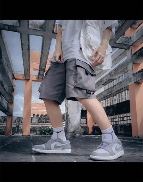 조던 1 로우 스텔스 앤 화이트 553558-053 photo review