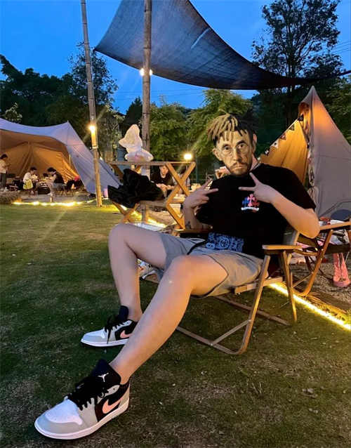 조던 1 로우 스텔스 앤 화이트 553558-053 photo review