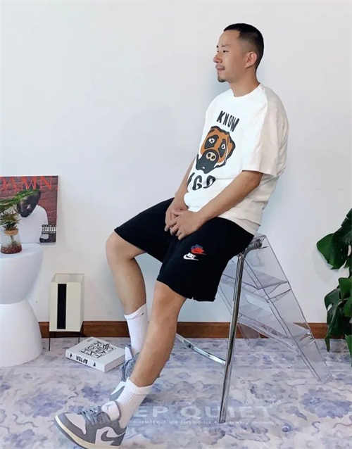 조던 1 로우 스텔스 앤 화이트 553558-053 photo review