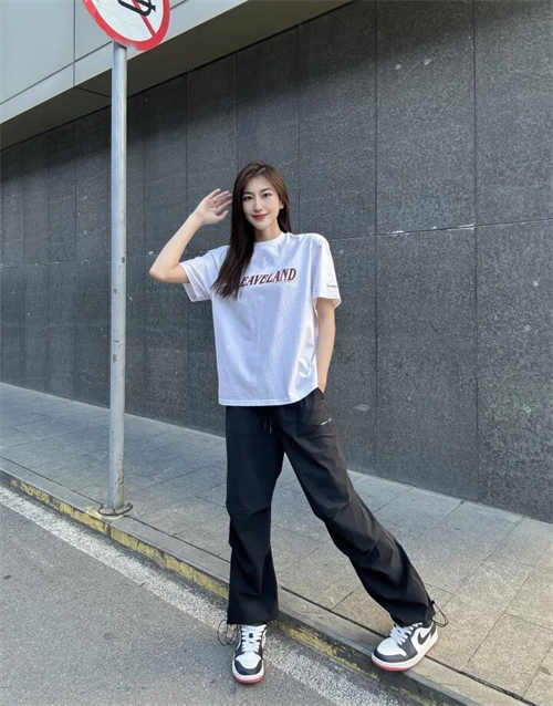 조던 1 로우 옵시디언 엠버 글로우 553558-481 photo review