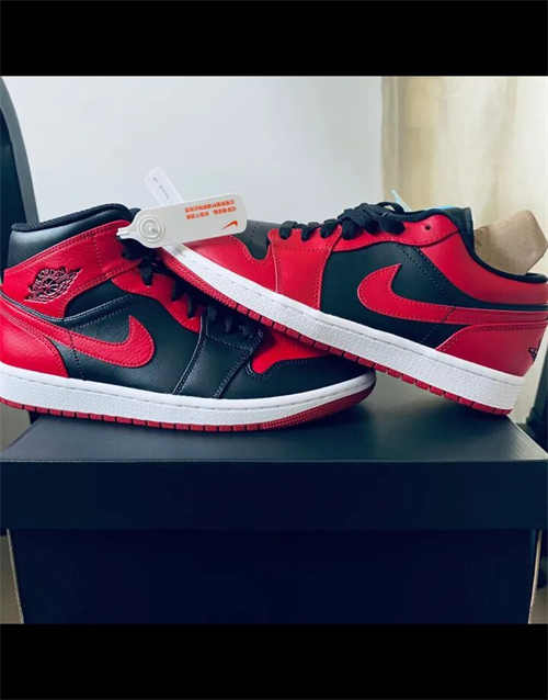 조던 1 로우 바시티 레드 553558-606 photo review