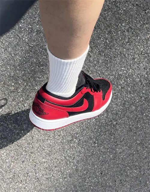 조던 1 로우 바시티 레드 553558-606 photo review