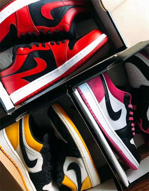 조던 1 로우 바시티 레드 553558-606 photo review