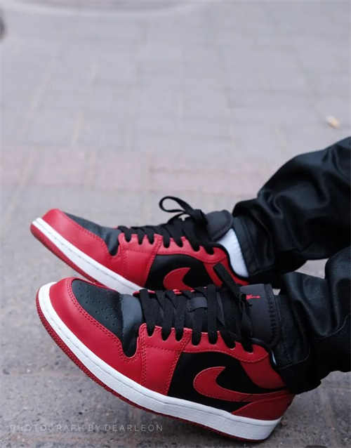 조던 1 로우 바시티 레드 553558-606 photo review