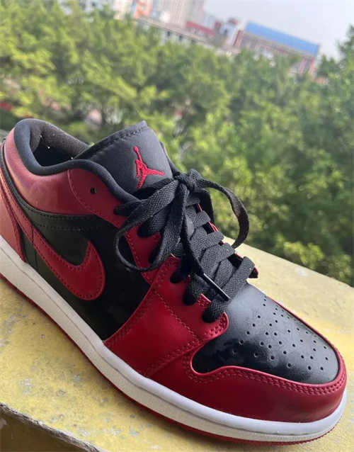 조던 1 로우 바시티 레드 553558-606 photo review