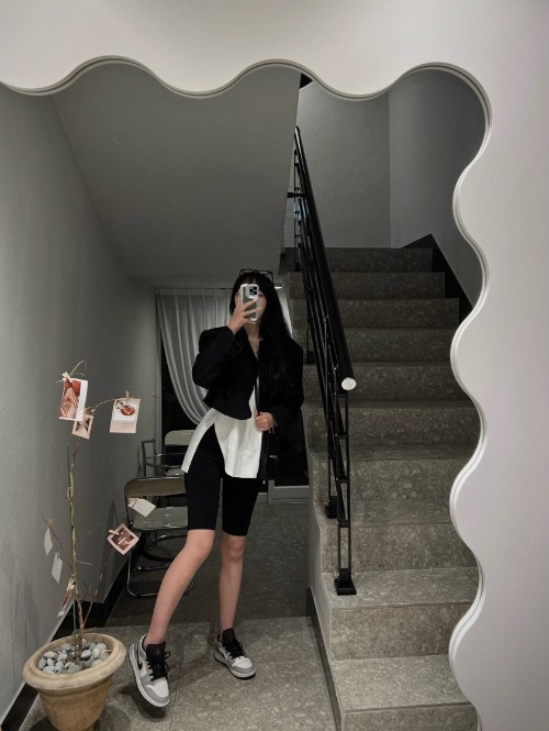 조던 1 로우 라이트 스모크 그레이 553560-030 photo review