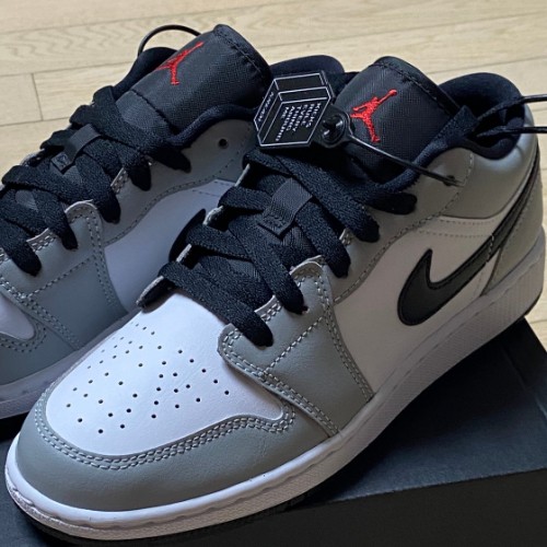 조던 1 로우 라이트 스모크 그레이 553560-030 photo review