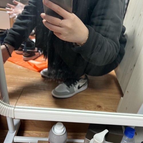 조던 1 로우 라이트 스모크 그레이 553560-030 photo review