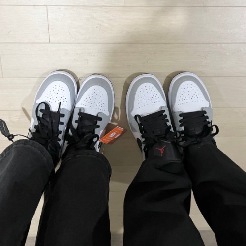 조던 1 로우 라이트 스모크 그레이 553560-030 photo review