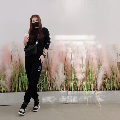 조던 1 로우 라이트 스모크 그레이 블랙 553560-052 photo review