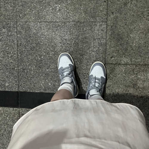 조던 1 로우 스텔스 앤 화이트 553560-053 photo review