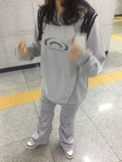 조던 1 로우 스텔스 앤 화이트 553560-053 photo review