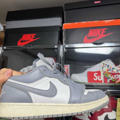 조던 1 로우 스텔스 앤 화이트 553560-053 photo review