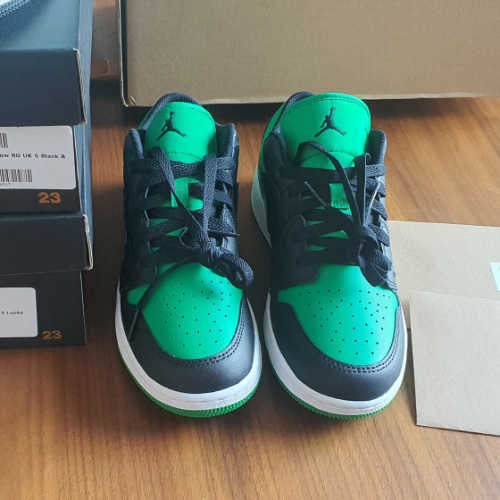 조던 1 로우 럭키 그린 553560-065 photo review