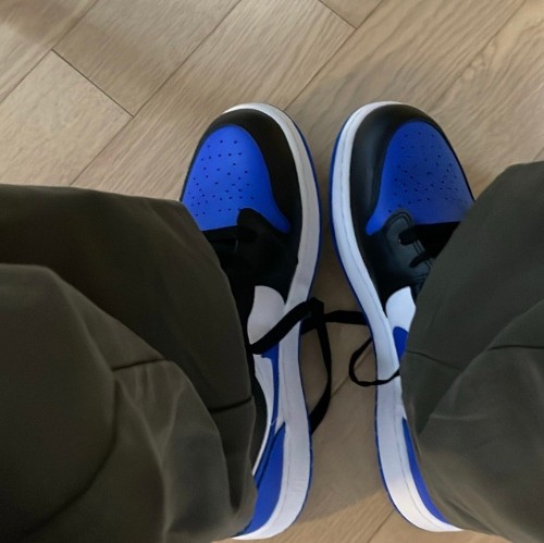 조던 1 로우 로얄토 553560-140 photo review