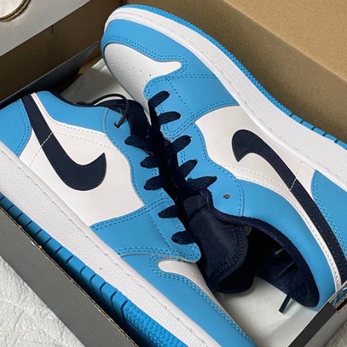 조던 1 로우 다크 파우더 블루 553560-144 photo review