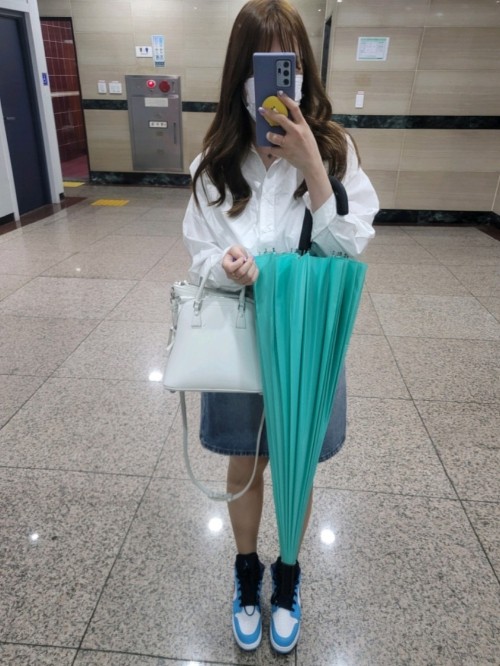 조던 1 로우 다크 파우더 블루 553560-144 photo review