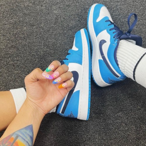 조던 1 로우 다크 파우더 블루 553560-144 photo review