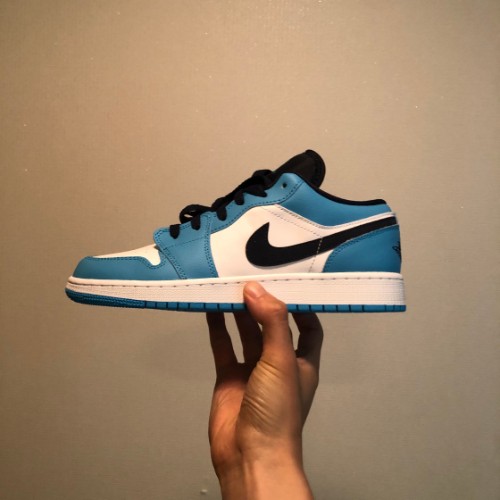 조던 1 로우 다크 파우더 블루 553560-144 photo review