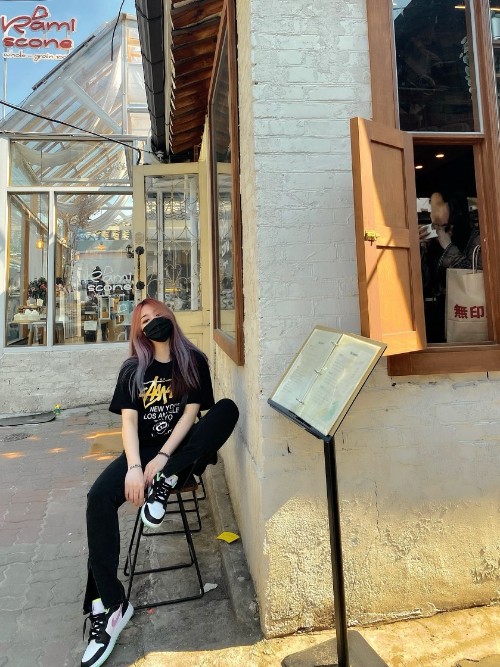 조던 1 로우 그린 글로우 퍼플 샥 553560-151 photo review