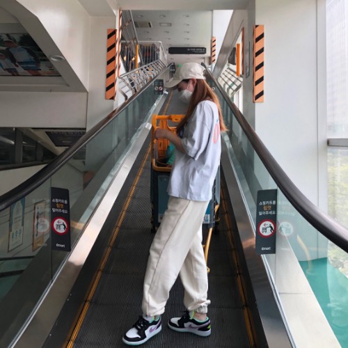 조던 1 로우 그린 글로우 퍼플 샥 553560-151 photo review