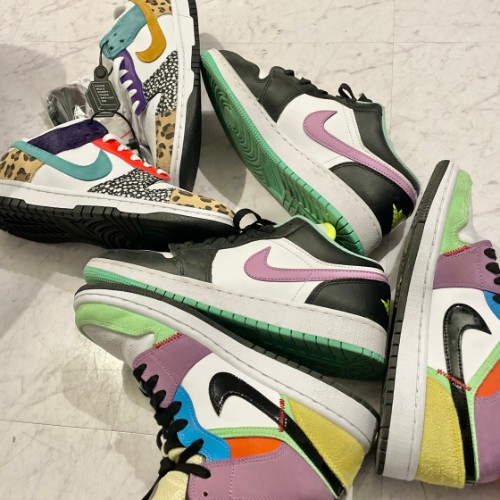 조던 1 로우 그린 글로우 퍼플 샥 553560-151 photo review