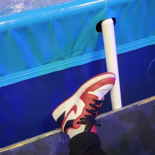 조던 1 로우 화이트 짐레드 블랙 553560-163 photo review