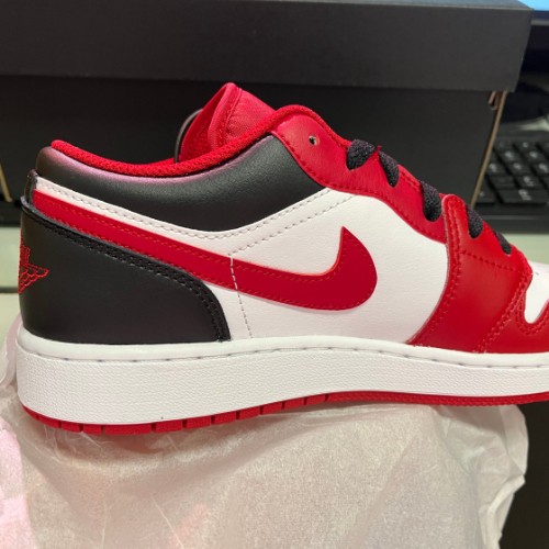 조던 1 로우 화이트 짐레드 블랙 553560-163 photo review