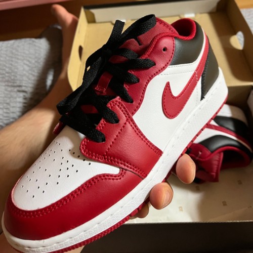 조던 1 로우 화이트 짐레드 블랙 553560-163 photo review