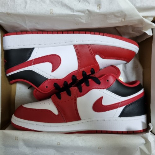 조던 1 로우 화이트 짐레드 블랙 553560-163 photo review