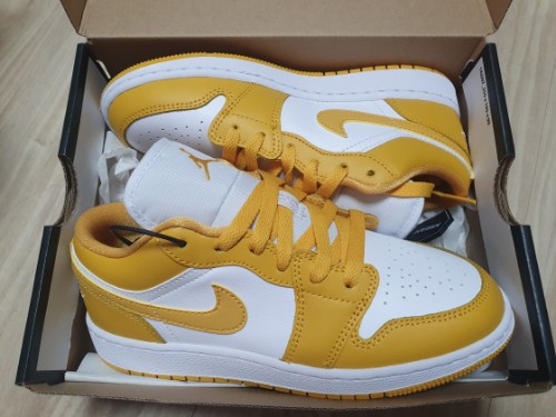 조던 1 로우 폴른 553560-171 photo review