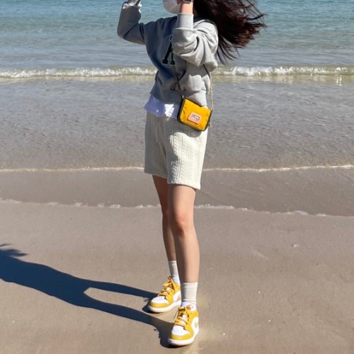 조던 1 로우 폴른 553560-171 photo review