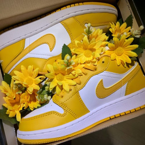 조던 1 로우 폴른 553560-171 photo review