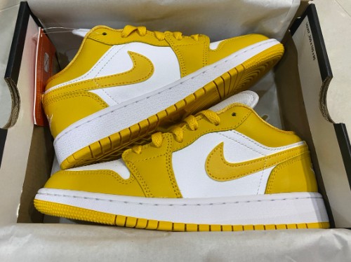 조던 1 로우 폴른 553560-171 photo review