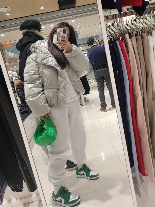 조던 1 로우 파인 그린 553560-301 photo review