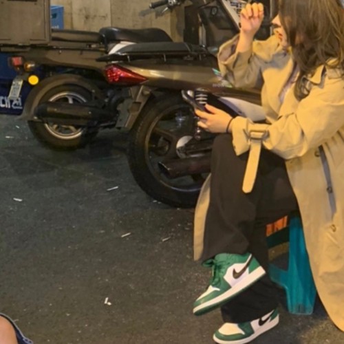 조던 1 로우 파인 그린 553560-301 photo review